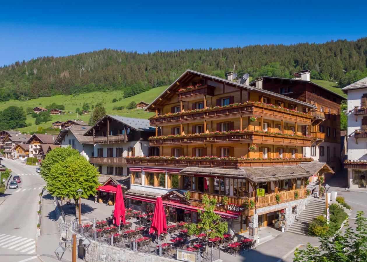 Hotel Logis La Croix-Saint-Maurice Le Grand-Bornand Exterior foto